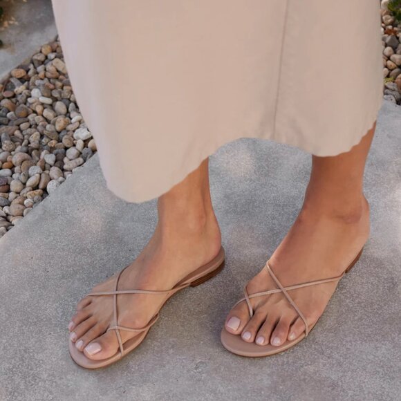 Jenni Kayne Eve Sandal in Taupe - Picture 4 of 4